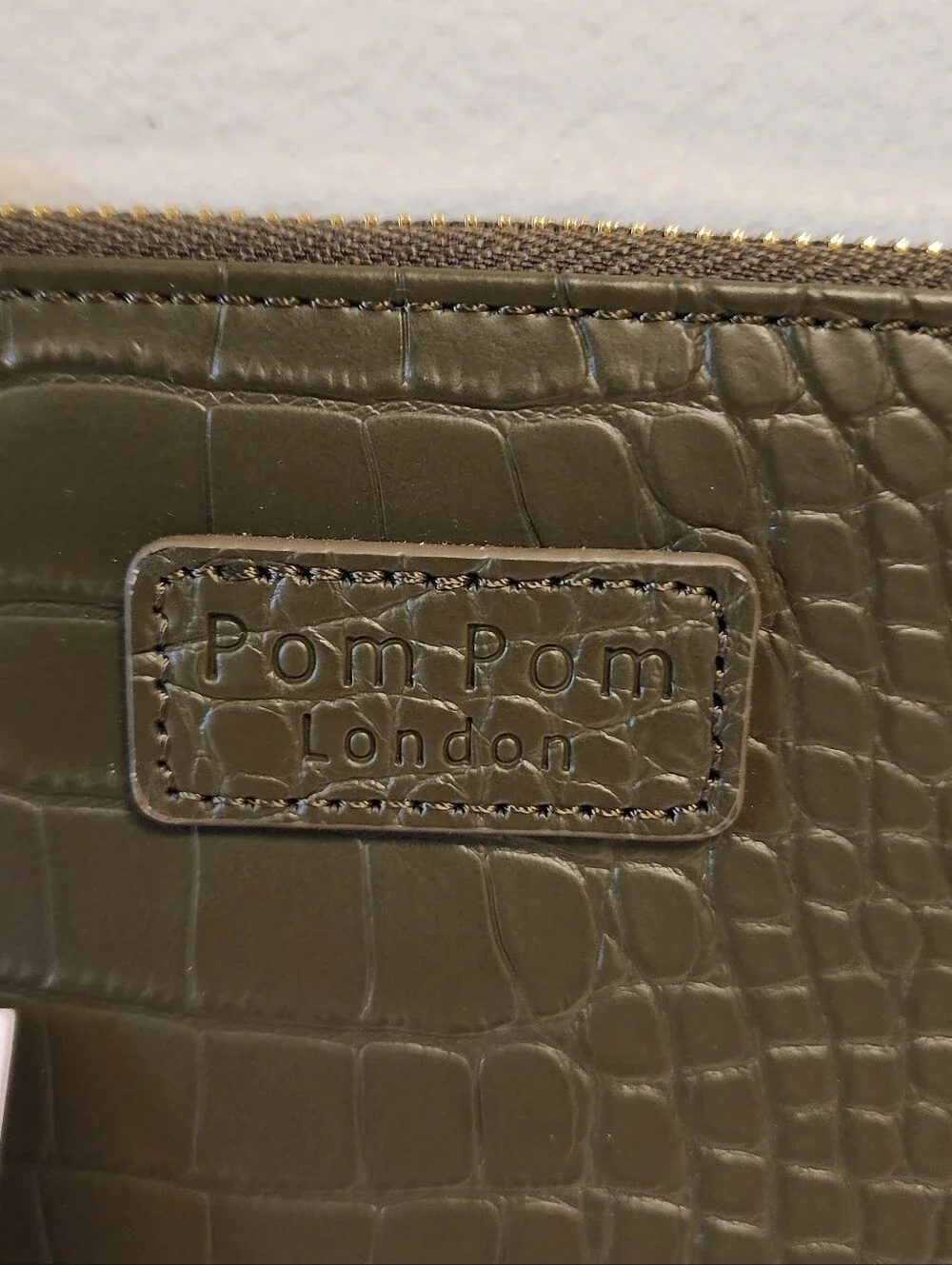 NWT Pom Pom London Chelsea Coin Purse - Olive Green Croc Embossed Leather